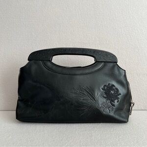Forever by Fossil Black Leather Purse Embroidered Silver Key Charm Wood Handle